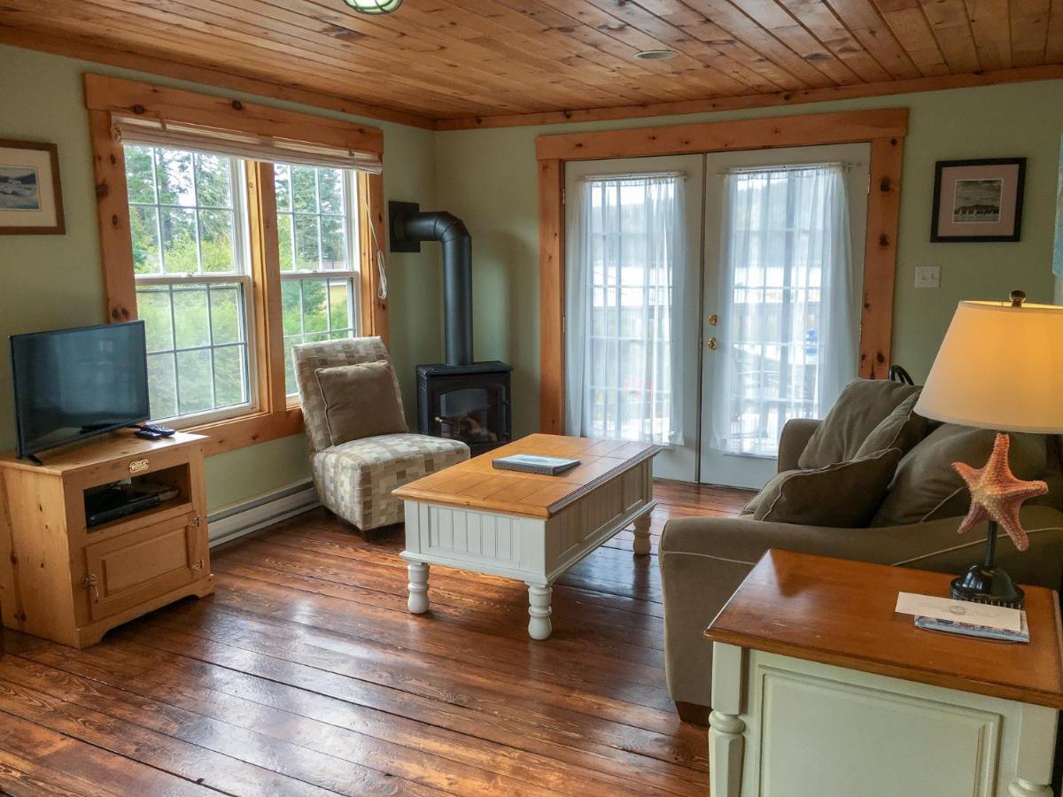 Larinda'S Landing Oceanfront Cottages Halifax Dış mekan fotoğraf