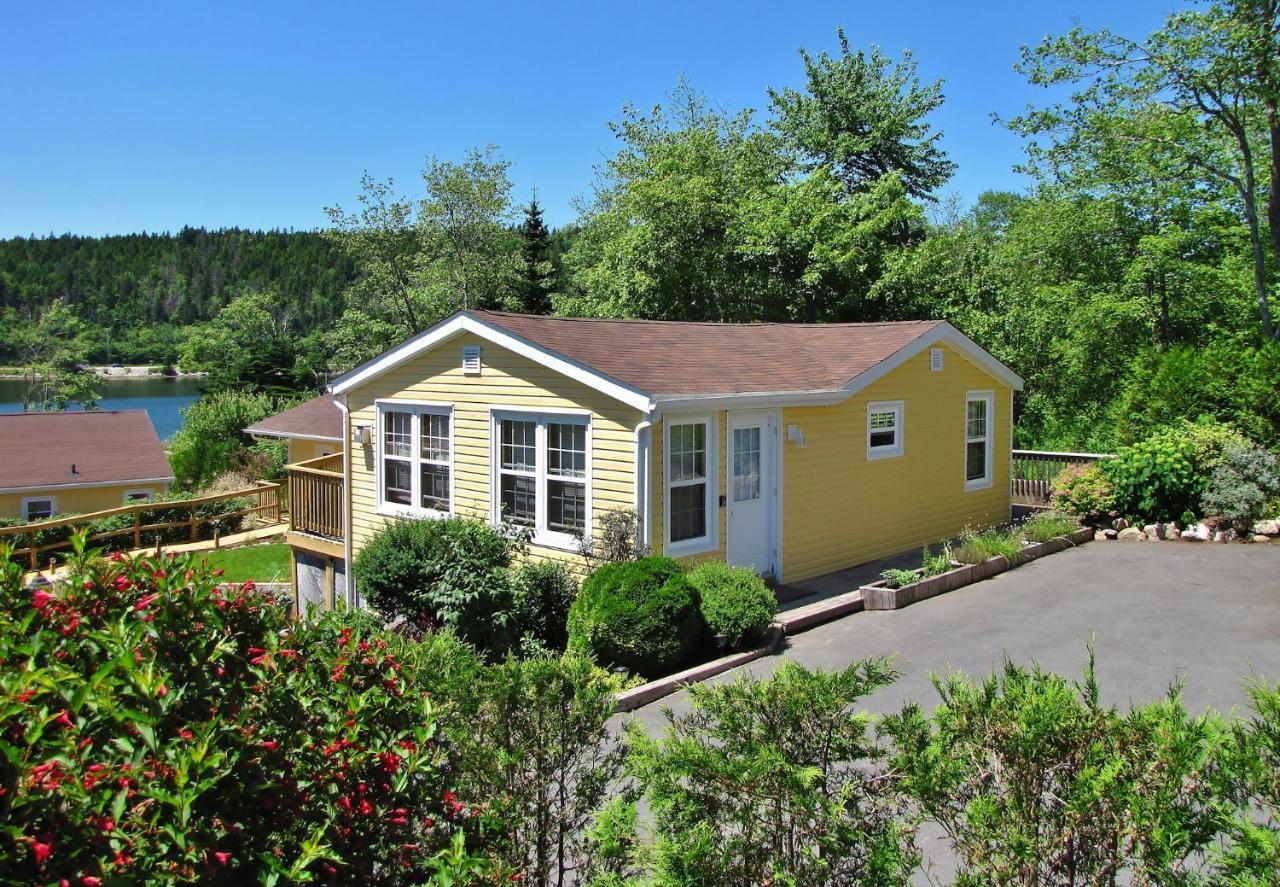 Larinda'S Landing Oceanfront Cottages Halifax Dış mekan fotoğraf
