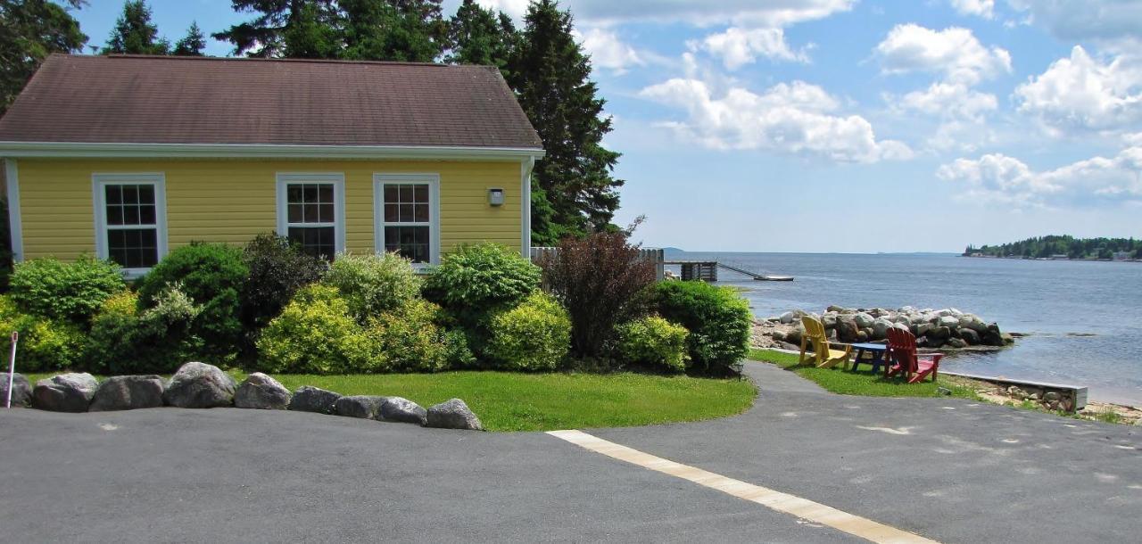 Larinda'S Landing Oceanfront Cottages Halifax Dış mekan fotoğraf