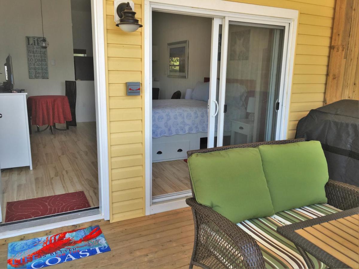 Larinda'S Landing Oceanfront Cottages Halifax Dış mekan fotoğraf