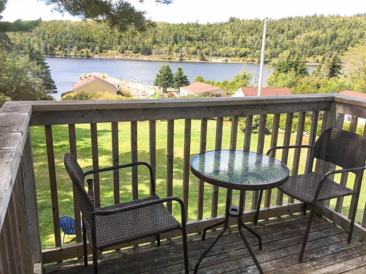 Larinda'S Landing Oceanfront Cottages Halifax Dış mekan fotoğraf